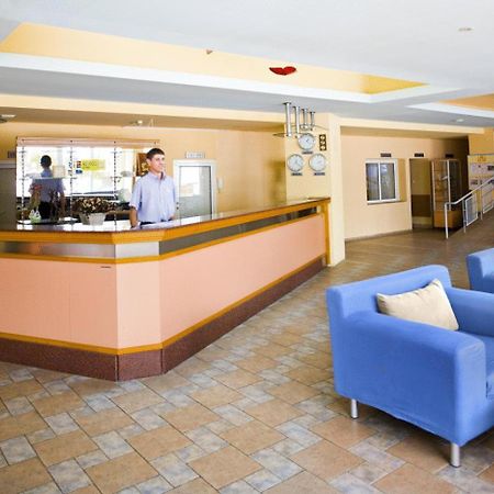 Hotel Oasis อัลเบนา ภายนอก รูปภาพ