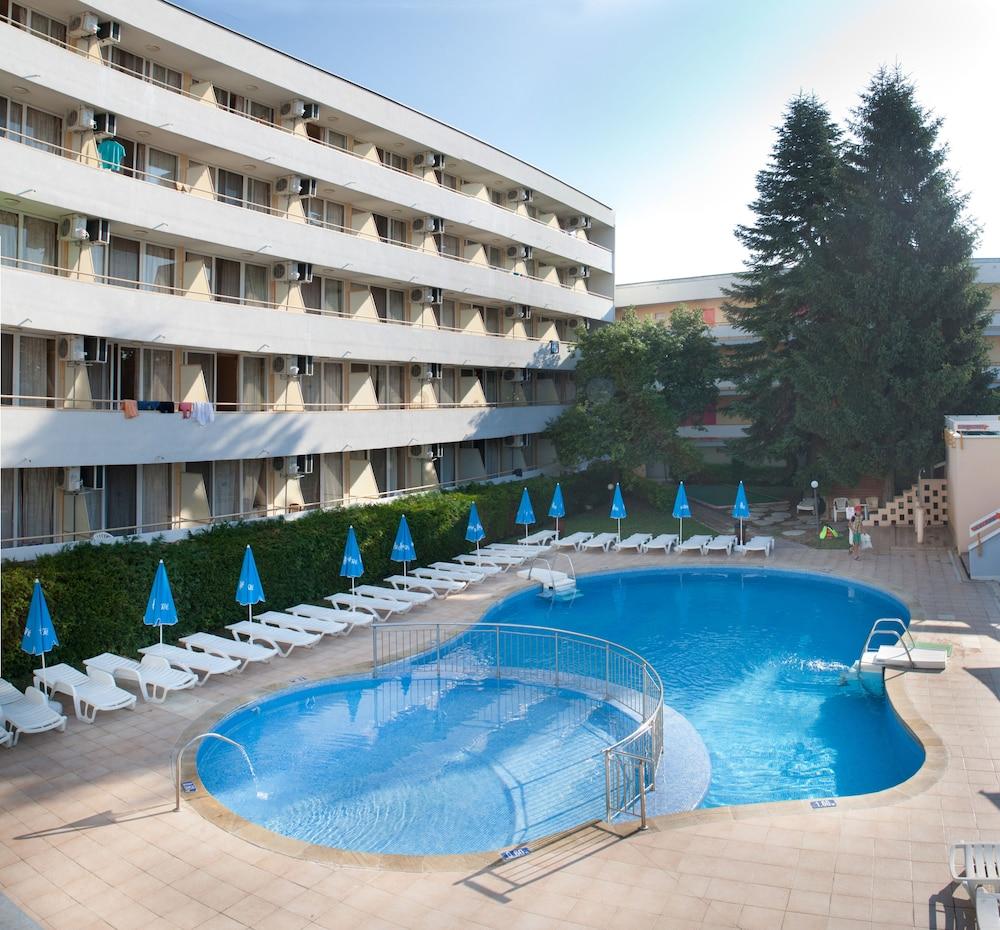 Hotel Oasis อัลเบนา ภายนอก รูปภาพ