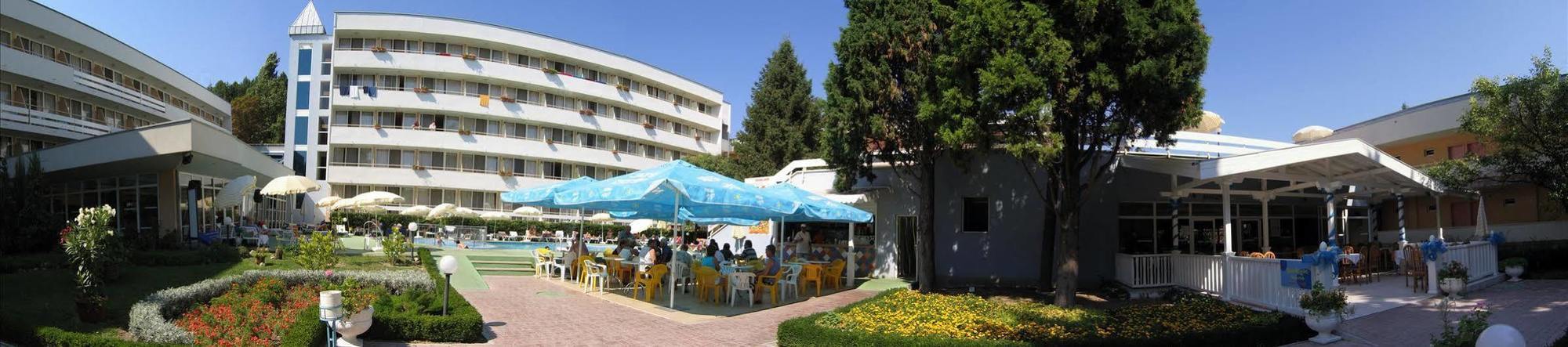 Hotel Oasis อัลเบนา ภายนอก รูปภาพ